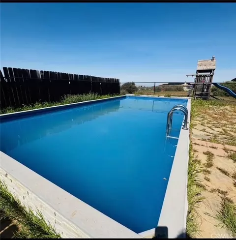 Exterior - 7438 Woodcliff, Phelan, CA 92371 photo 17 of 23