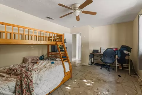 Bedroom - 8105 Minstead, Hesperia, CA 92345 photo 5 of 7