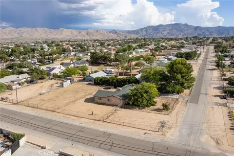 View/Area - 8105 Minstead, Hesperia, CA 92345 photo 2 of 8