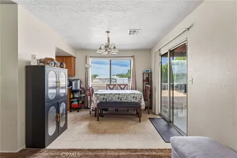 Dining - 8105 Minstead, Hesperia, CA 92345 photo 1 of 1