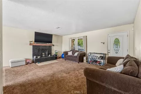 Living - 8105 Minstead, Hesperia, CA 92345 photo 1 of 2