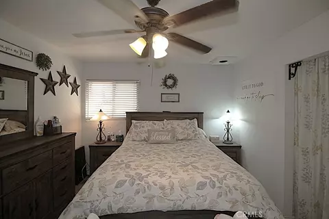 Bedroom - 26340 Community, Barstow, CA 92311 photo 3 of 5