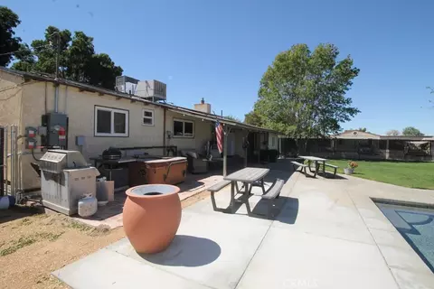 Exterior - 26340 Community, Barstow, CA 92311 photo 8 of 16