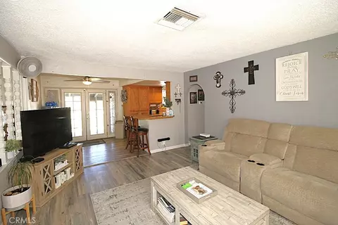 Living - 26340 Community, Barstow, CA 92311 photo 3 of 4