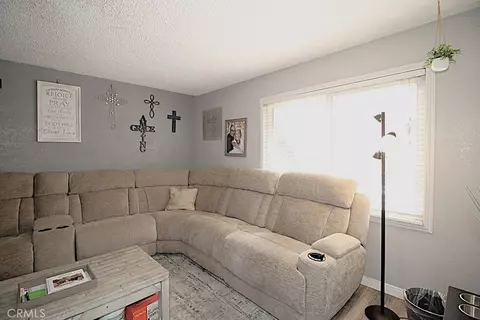 Living - 26340 Community, Barstow, CA 92311 photo 1 of 4
