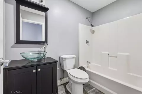 Bath - 3788 Olivera, Phelan, CA 92371 photo 3 of 3