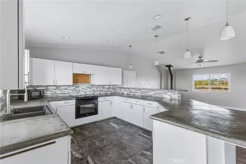 Kitchen - 3788 Olivera, Phelan, CA 92371 photo 3 of 5