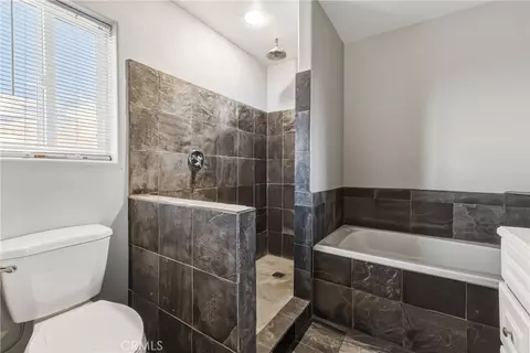 Bath - 3788 Olivera, Phelan, CA 92371 photo 2 of 3