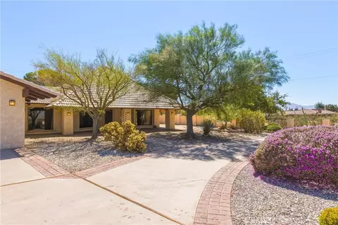Exterior - 13009 Rincon, Apple Valley, CA 92308 photo 3 of 15
