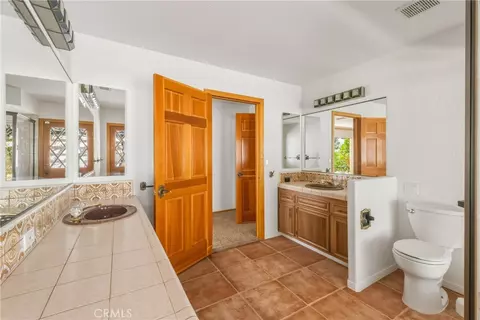Bath - 13009 Rincon, Apple Valley, CA 92308 photo 3 of 7
