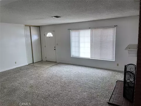 Living - 14371 Jicarilla Rd, Apple Valley, CA 92307 photo 2 of 5