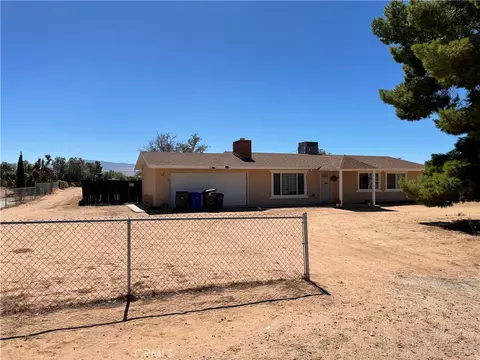 Exterior - 14371 Jicarilla Rd, Apple Valley, CA 92307 photo 9 of 10