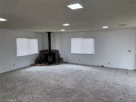 Living - 14371 Jicarilla Rd, Apple Valley, CA 92307 photo 3 of 5