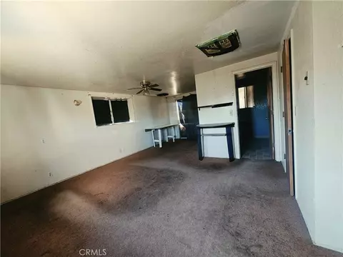 Living - 30423 Desert Vw, Lucerne Valley, CA 92356 photo 3 of 4