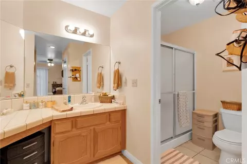 Bath - 19046 Cedar, Apple Valley, CA 92308 photo 2 of 5