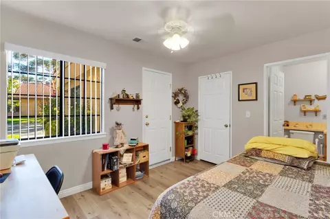 Bedroom - 19046 Cedar, Apple Valley, CA 92308 photo 1 of 7