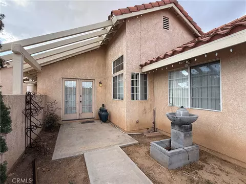 Exterior - 20682 Pahute Rd, Apple Valley, CA 92308 photo 3 of 6