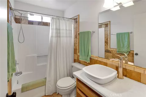 Bath - 3789 Hollister, Phelan, CA 92371 photo 7 of 8