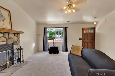 Living - 3789 Hollister, Phelan, CA 92371 photo 2 of 7