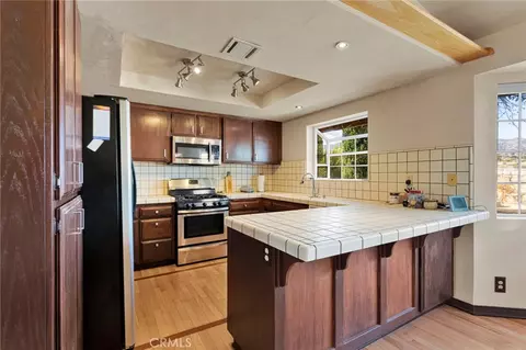 Kitchen - 3789 Hollister, Phelan, CA 92371 photo 1 of 3