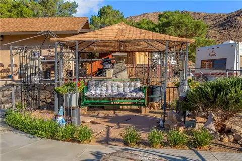 Exterior - 14824 Byron, Apple Valley, CA 92307 photo 10 of 16