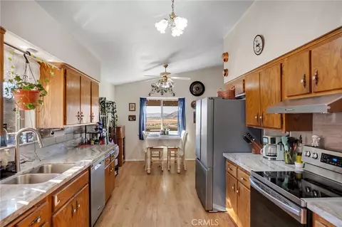 Kitchen - 14824 Byron, Apple Valley, CA 92307 photo 2 of 2