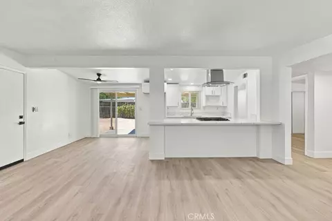 Living - 9390 3rd Ave, Hesperia, CA 92345 photo 5 of 5