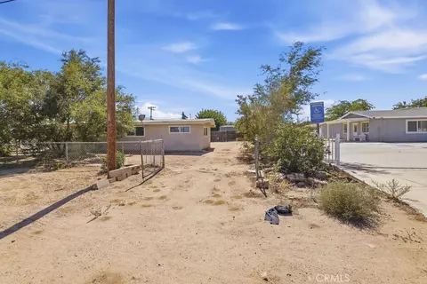 Exterior - 9390 3rd Ave, Hesperia, CA 92345 photo 2 of 4