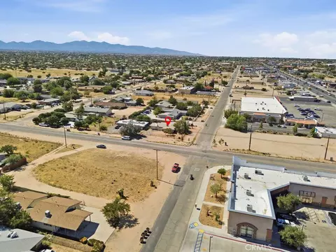 View/Area - 9390 3rd Ave, Hesperia, CA 92345 photo 4 of 4