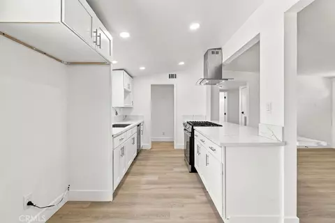 Entry Way - 9390 3rd Ave, Hesperia, CA 92345 photo 1 of 1