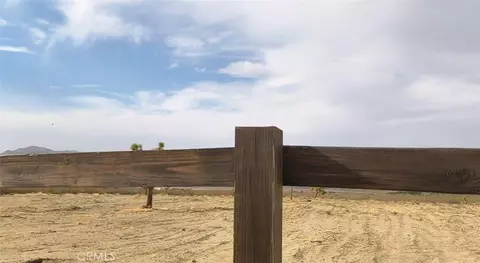 2 Akron, Lucerne Valley, CA 92356 photo 3
