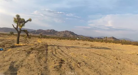 2 Akron, Lucerne Valley, CA 92356 photo 2