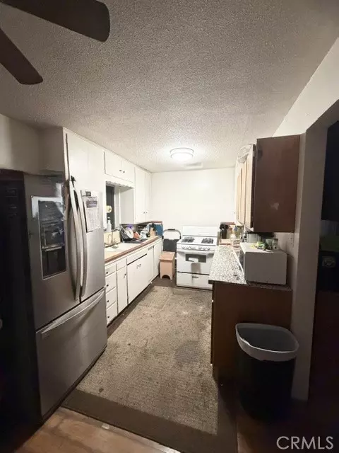 Kitchen - 18250 Delicious St, Adelanto, CA 92301 photo 1 of 1
