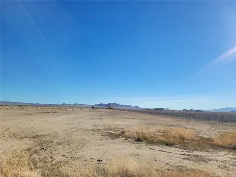 0 Locust, Lucerne Valley, CA 92356 photo 7