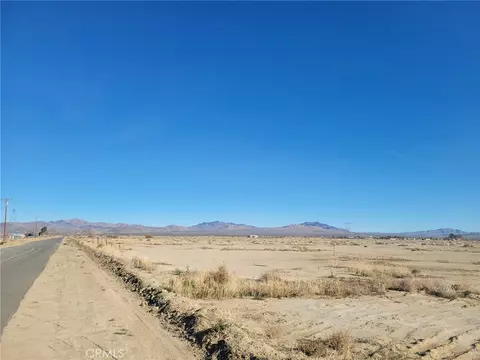 0 Locust, Lucerne Valley, CA 92356 photo 5