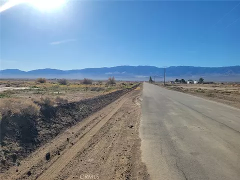 0 Locust, Lucerne Valley, CA 92356 photo 8