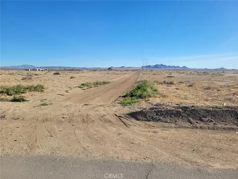 0 Locust, Lucerne Valley, CA 92356 photo 11