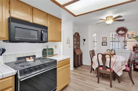 Other - 19044 Elm Dr, Apple Valley, CA 92308 photo 7 of 14