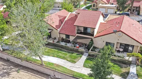 View/Area - 19044 Elm Dr, Apple Valley, CA 92308 photo 3 of 9