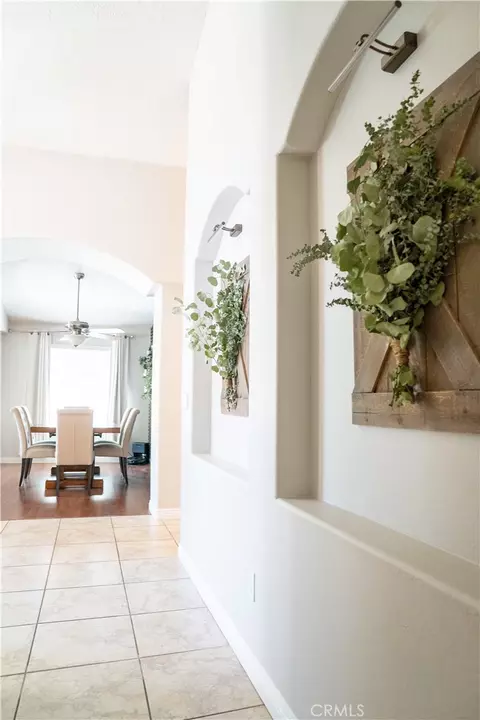 Entry Way - 631 Rimrock, Barstow, CA 92311 photo 1 of 3