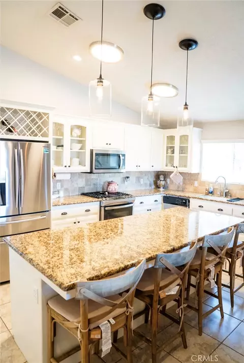 Kitchen - 631 Rimrock, Barstow, CA 92311 photo 1 of 1