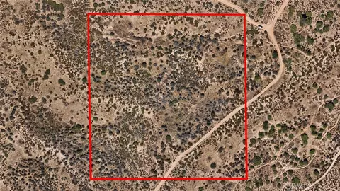 740 Summit Valley Rd, Hesperia, CA 92345 photo 5