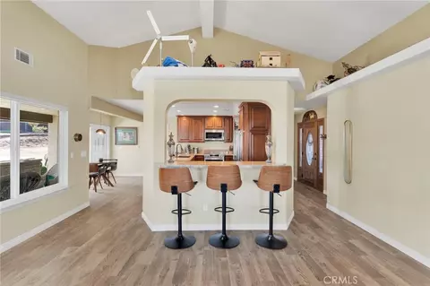 Entry Way - 5205 Snow Line, Phelan, CA 92371 photo 2 of 6