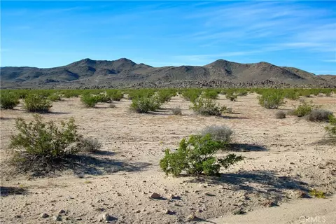 63305 Ranier Rd, Joshua Tree, CA 92252