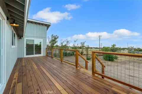 Exterior - 3932 Nielson Rd, Phelan, CA 92371 photo 2 of 4