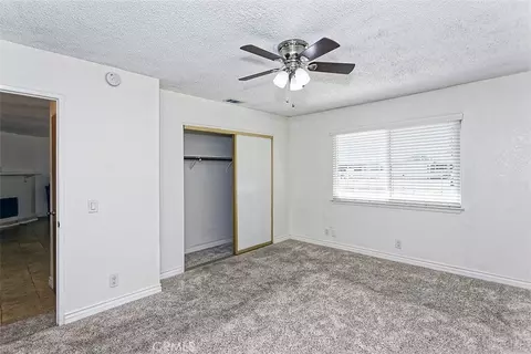 Bedroom - 16188 Live Oak, Hesperia, CA 92345 photo 2 of 5