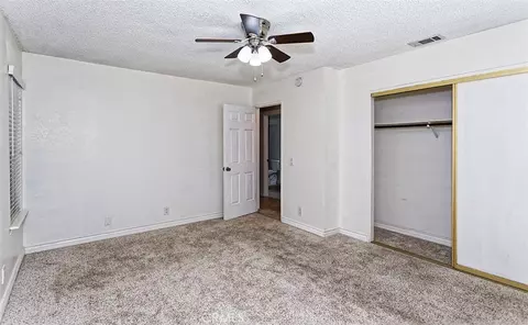 Bedroom - 16188 Live Oak, Hesperia, CA 92345 photo 3 of 5