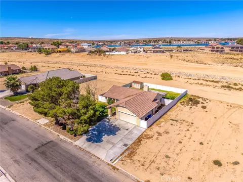 View/Area - 14742 Rivers Edge Rd, Helendale, CA 92342 photo 1 of 9