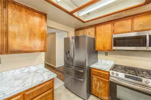 Kitchen - 14742 Rivers Edge Rd, Helendale, CA 92342 photo 5 of 6
