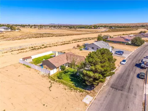View/Area - 14742 Rivers Edge Rd, Helendale, CA 92342 photo 3 of 9